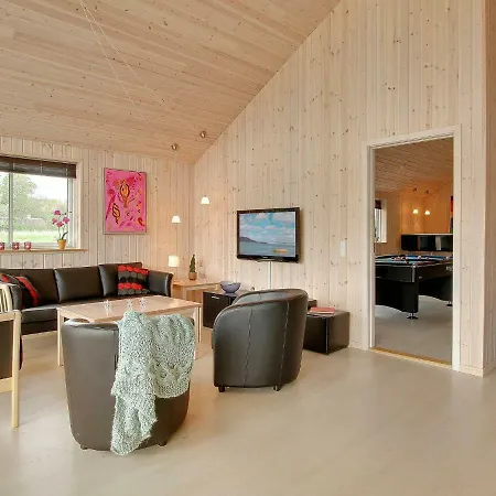 18 Person In Tranek R Holiday home *